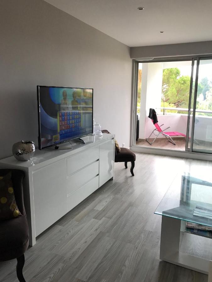 شقة Tres Beau T2 Dans Parc Montfleury ,Proche Centre ,Au Calme 44 Bd Montfleury كان المظهر الخارجي الصورة