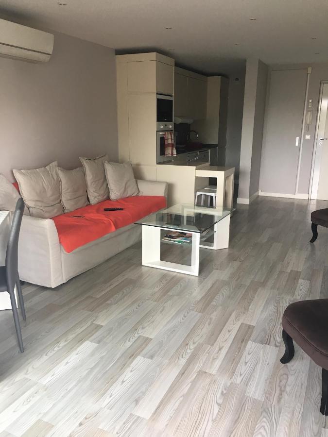 شقة Tres Beau T2 Dans Parc Montfleury ,Proche Centre ,Au Calme 44 Bd Montfleury كان المظهر الخارجي الصورة